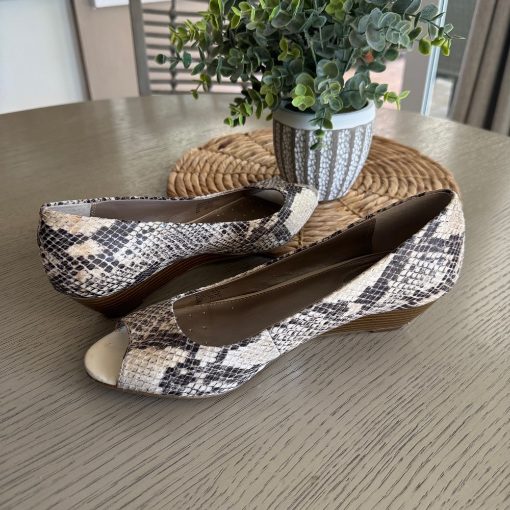 Alfani Step and Flex Snake Skin Wedge Pump Heel Shoe